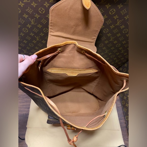 Louis Vuitton backpack GM - Picture 15 of 16